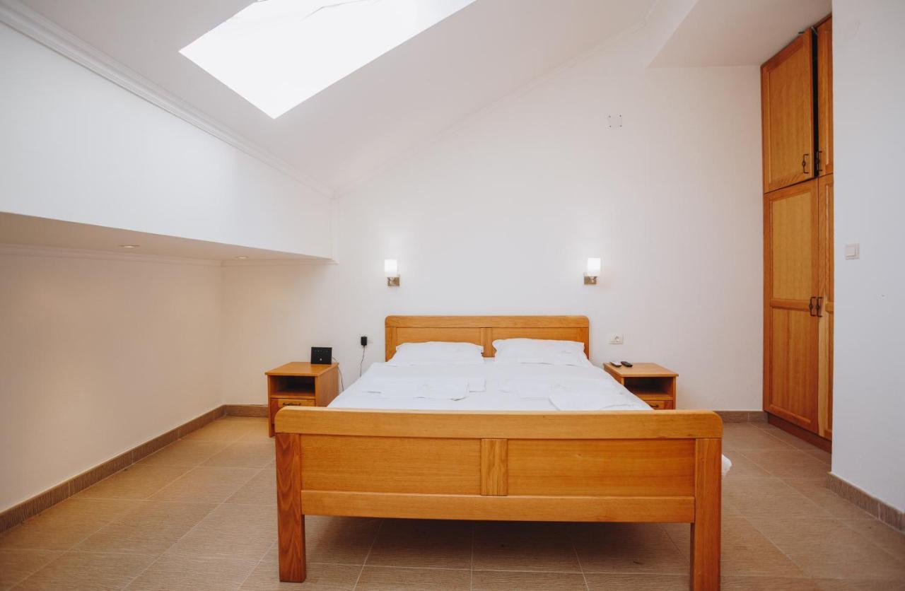 Eco Winery Lipovac Apartments Τσέτινιε Εξωτερικό φωτογραφία