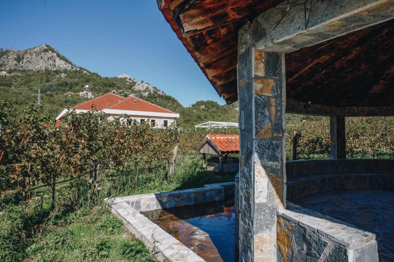 Eco Winery Lipovac Apartments Τσέτινιε Εξωτερικό φωτογραφία